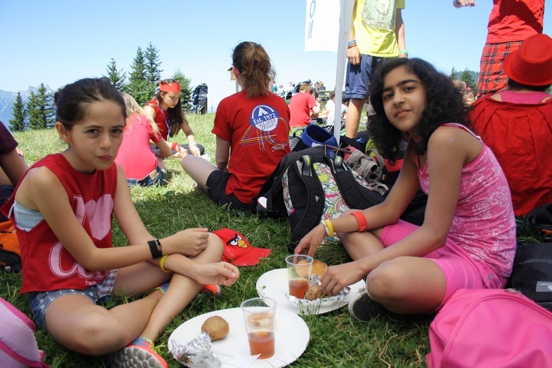 Village Camps International Summer Camp Leysin, Switzerland 2025-08-09 https://www.villagecamps.com/journals_admin/images/709-42-festival (28).jpg